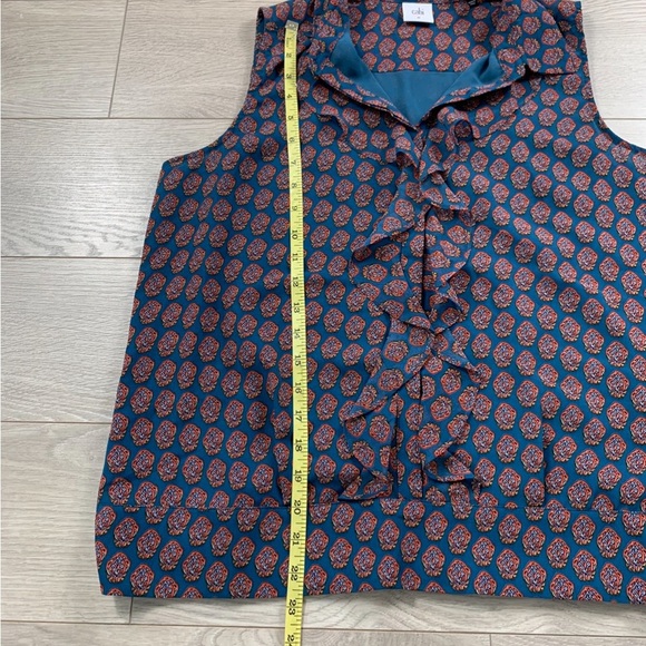 Cabi #3275 Blue Medallion Reign Style Sleeveless Ruffle Blouse Top - Picture 10 of 11